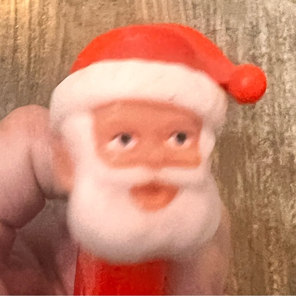 Santa Claus Collectible PEZ Dispenser - Picture 2 of 5